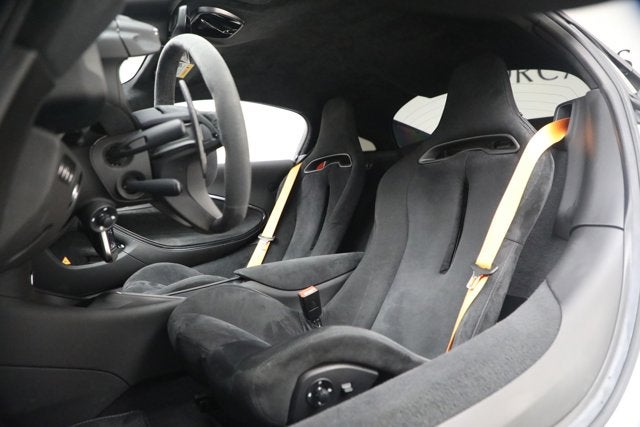 2023 McLaren Artura Base