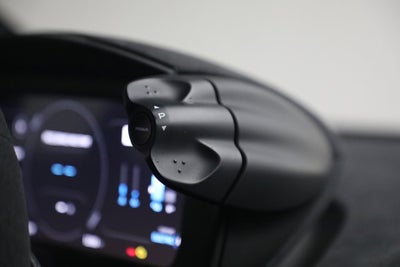 2023 McLaren Artura Base