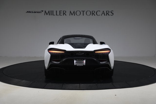2023 McLaren Artura Base
