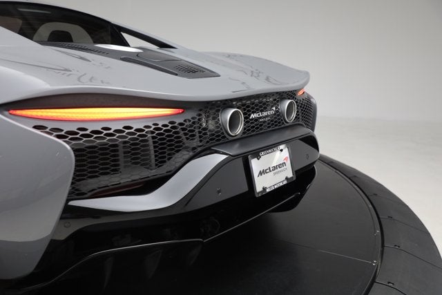 2023 McLaren Artura Base