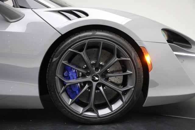 2023 McLaren Artura Base