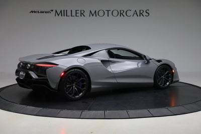 2023 McLaren Artura Base
