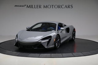 2023 McLaren Artura Base