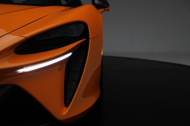 2023 McLaren Artura Vision