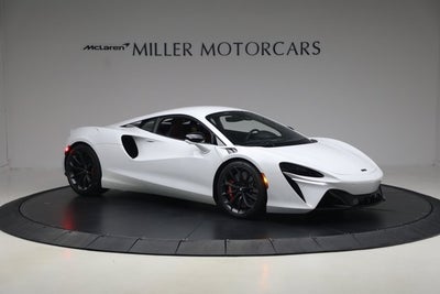 2023 McLaren Artura TechLux