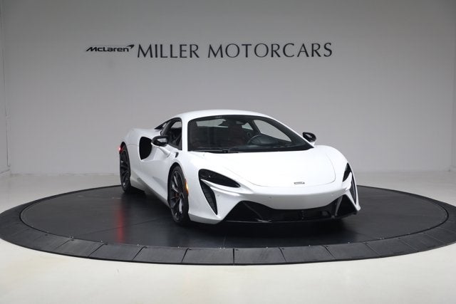 2023 McLaren Artura TechLux