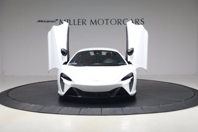 2023 McLaren Artura TechLux