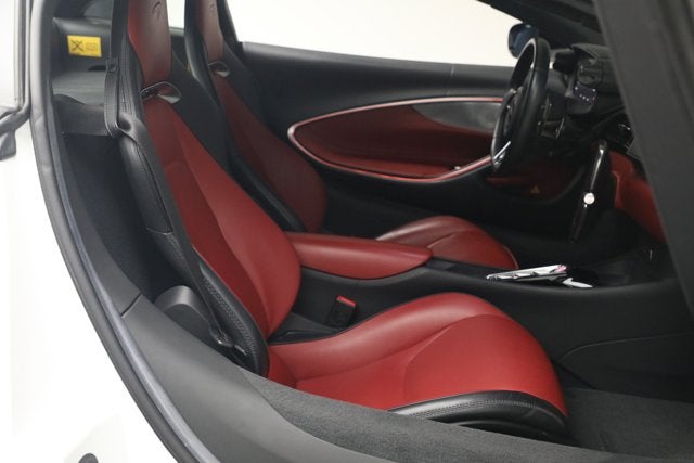2023 McLaren Artura TechLux