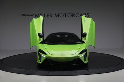 2023 McLaren Artura Performance