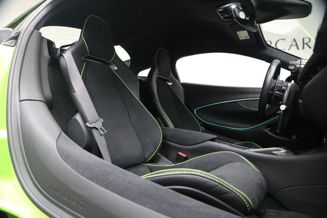 2023 McLaren Artura Performance