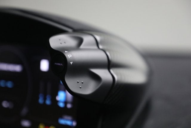 2023 McLaren Artura Performance