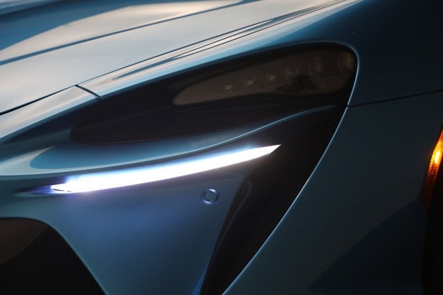 2024 McLaren Artura Performance