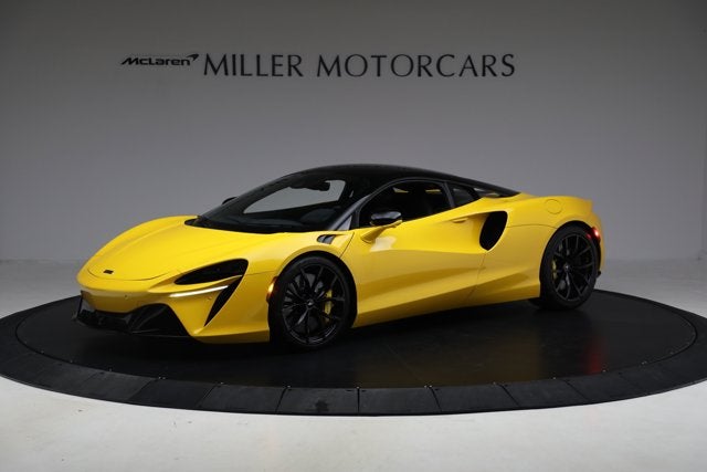 2024 McLaren Artura Base