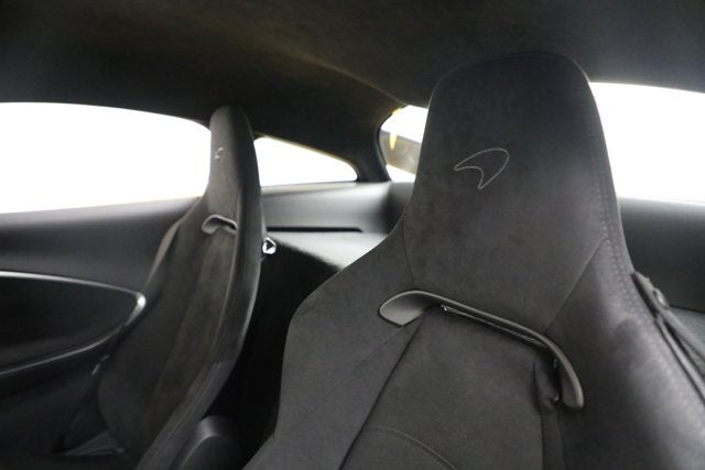 2024 McLaren Artura Base