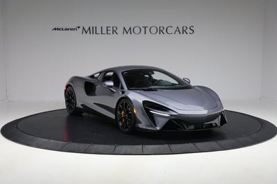 2024 McLaren Artura Performance