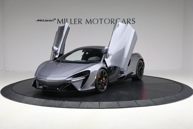 2024 McLaren Artura Performance