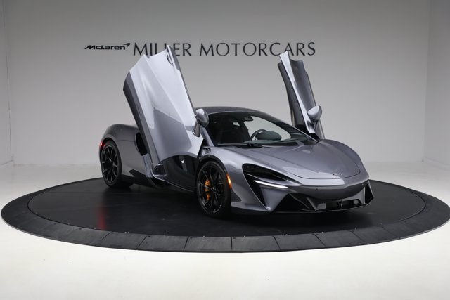 2024 McLaren Artura Performance