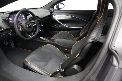 2024 McLaren Artura Performance