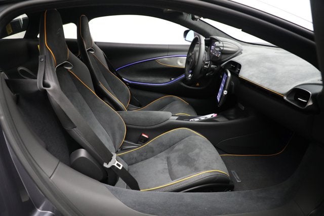 2024 McLaren Artura Performance