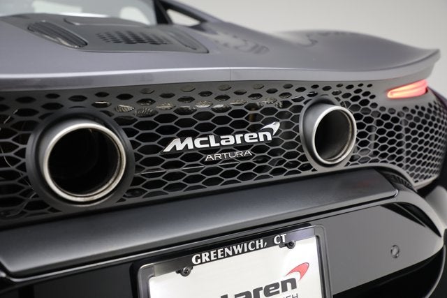 2024 McLaren Artura Performance