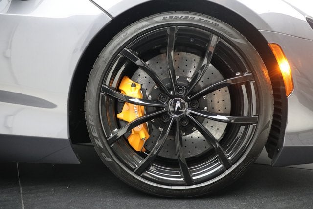 2024 McLaren Artura Performance