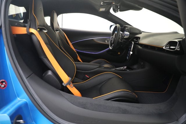 2023 McLaren Artura TechLux