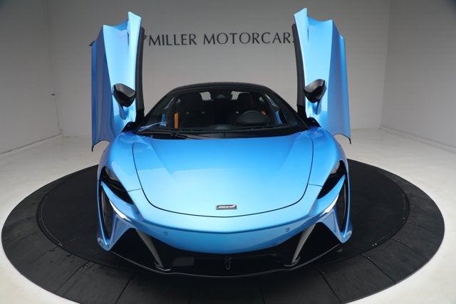 2023 McLaren Artura TechLux