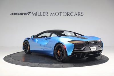 2023 McLaren Artura TechLux