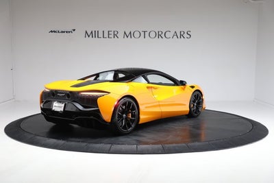 2024 McLaren Artura Performance