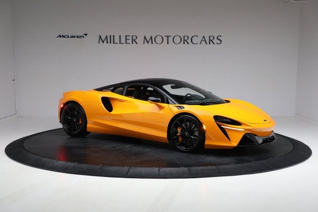 2024 McLaren Artura Performance