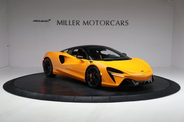 2024 McLaren Artura Performance