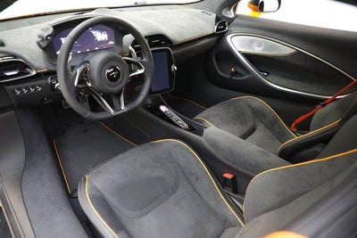 2024 McLaren Artura Performance