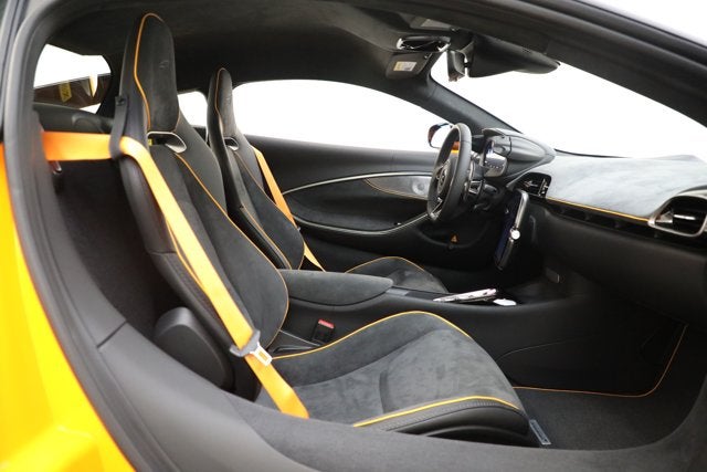 2024 McLaren Artura Performance