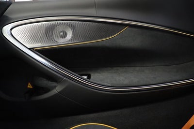 2024 McLaren Artura Performance