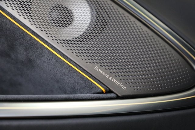2024 McLaren Artura Performance