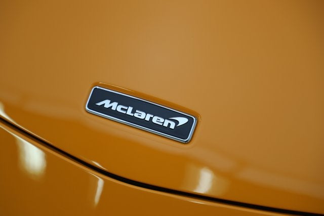 2024 McLaren Artura Performance