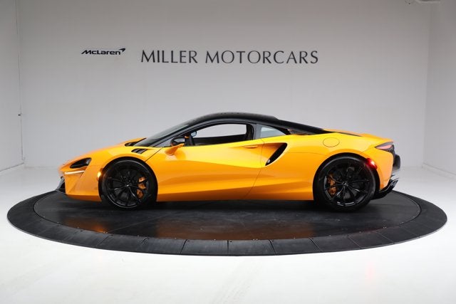 2024 McLaren Artura Performance