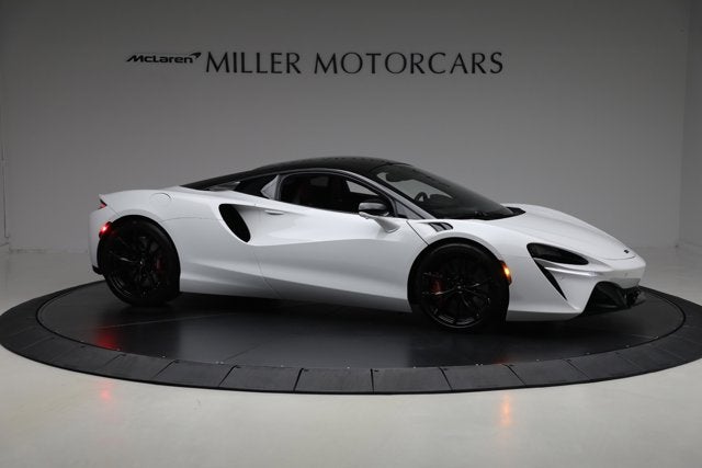 2023 McLaren Artura TechLux