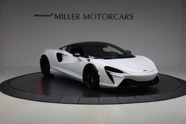 2023 McLaren Artura TechLux