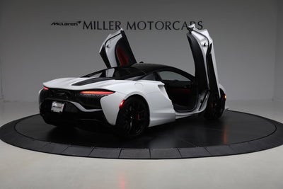 2023 McLaren Artura TechLux