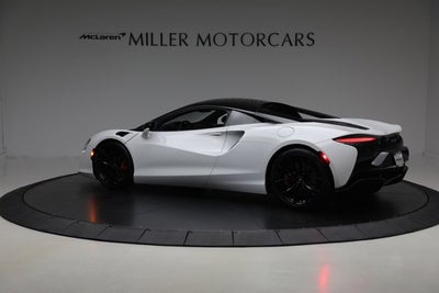 2023 McLaren Artura TechLux