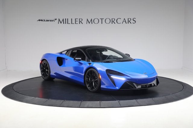 2023 McLaren Artura Performance