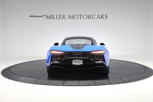 2023 McLaren Artura Performance