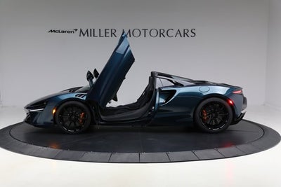 2025 McLaren Artura Spider Base