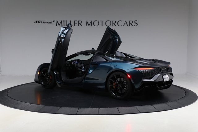 2025 McLaren Artura Spider Base