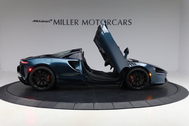 2025 McLaren Artura Spider Base