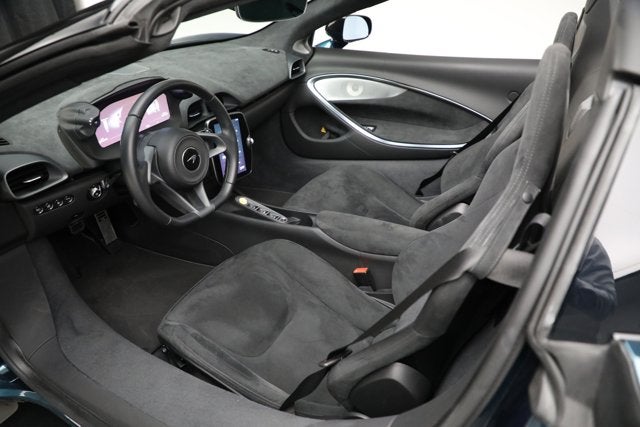 2025 McLaren Artura Spider Base