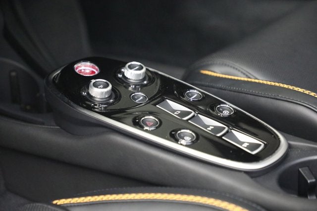 2023 McLaren GT Luxe