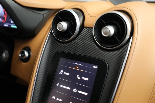 2023 McLaren GT Luxe