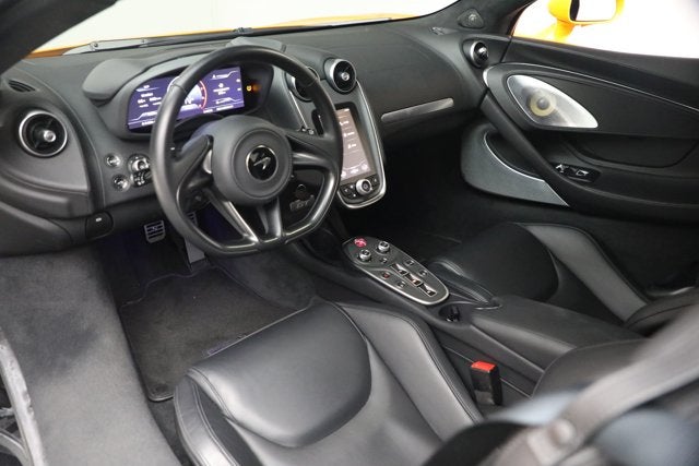 2023 McLaren GT Base